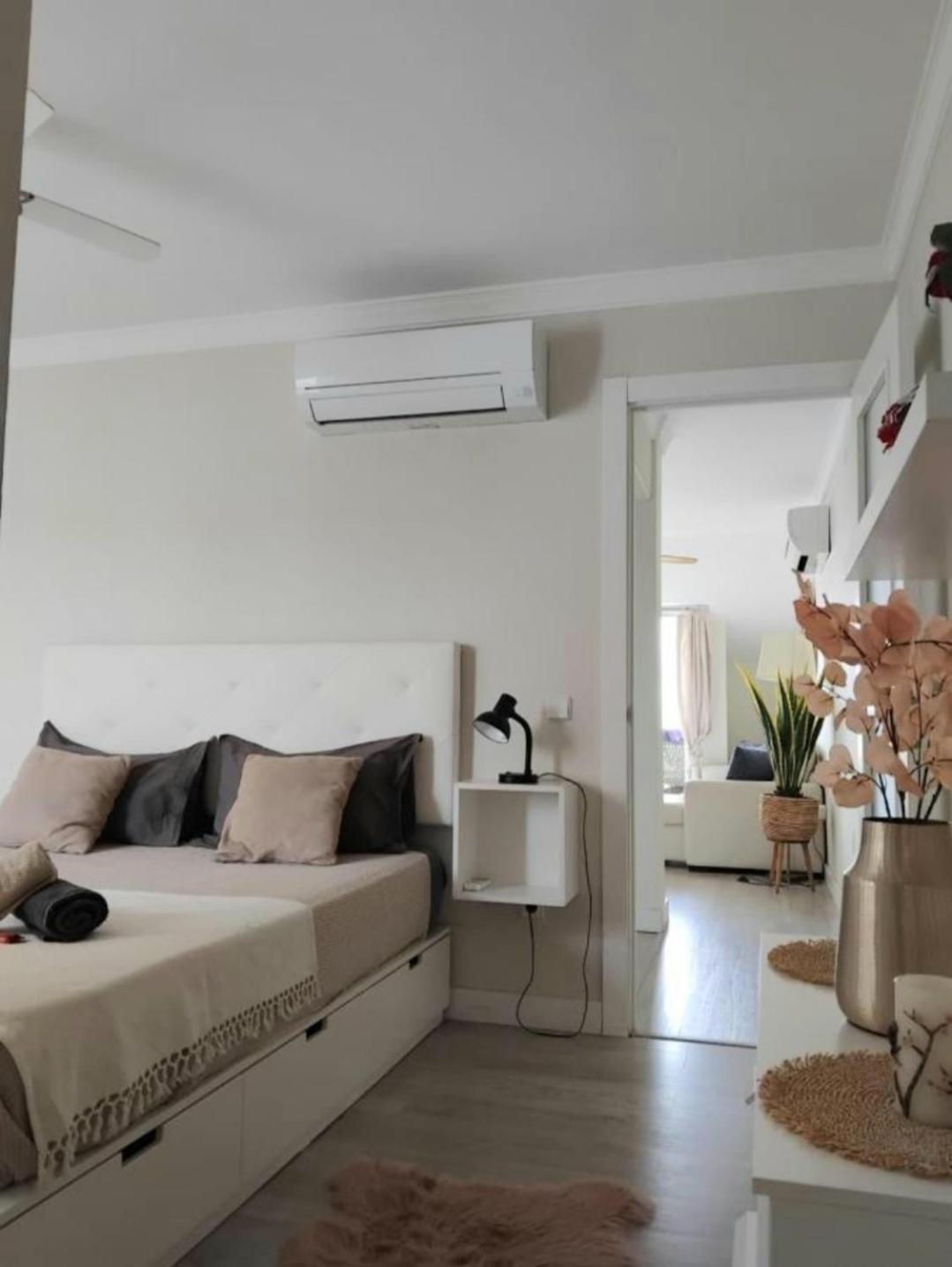 New City Penthouse Near Beach With Sunny Balcony 丰希罗拉 外观 照片