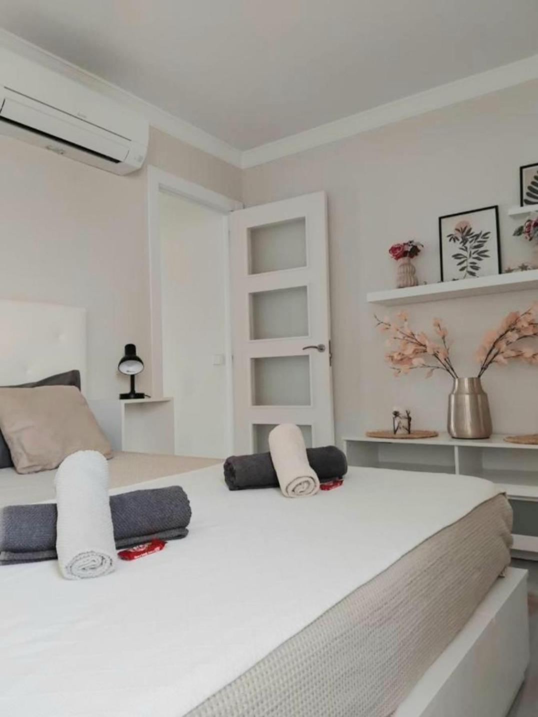New City Penthouse Near Beach With Sunny Balcony 丰希罗拉 外观 照片