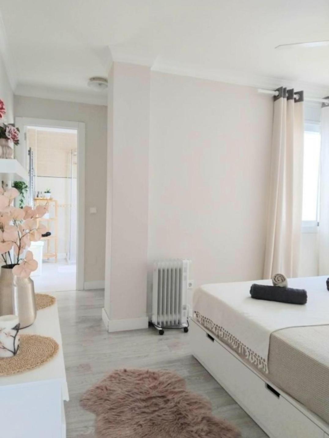 New City Penthouse Near Beach With Sunny Balcony 丰希罗拉 外观 照片