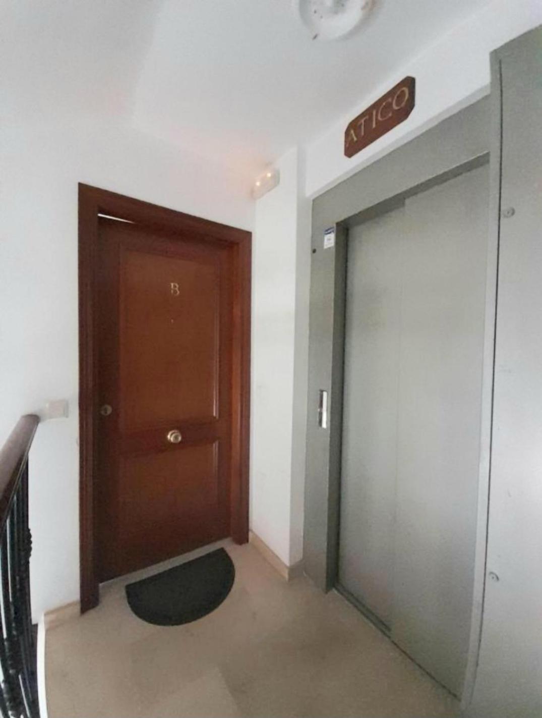 New City Penthouse Near Beach With Sunny Balcony 丰希罗拉 外观 照片