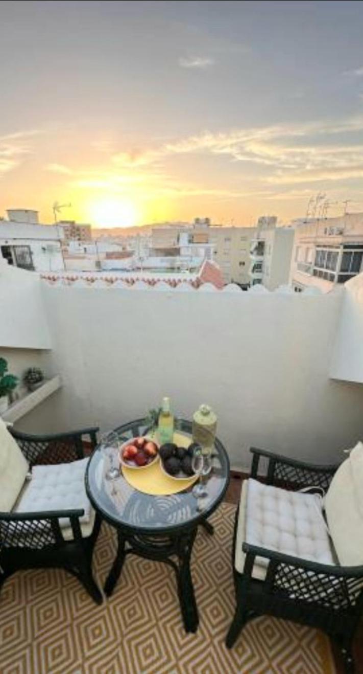New City Penthouse Near Beach With Sunny Balcony 丰希罗拉 外观 照片