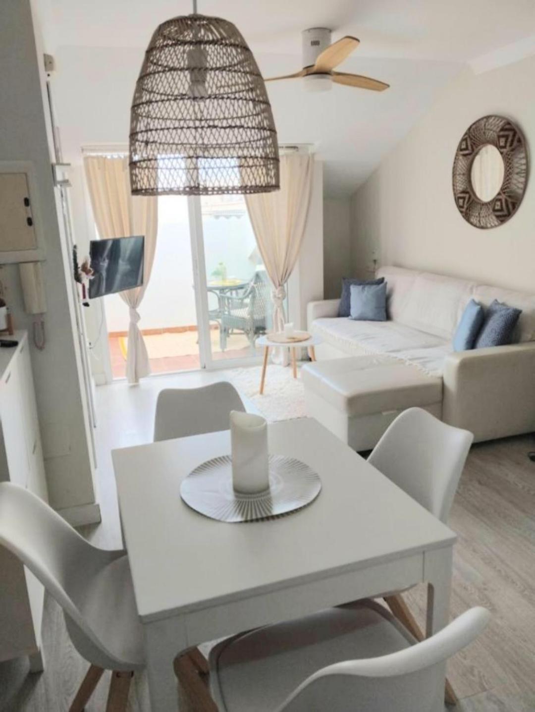 New City Penthouse Near Beach With Sunny Balcony 丰希罗拉 外观 照片